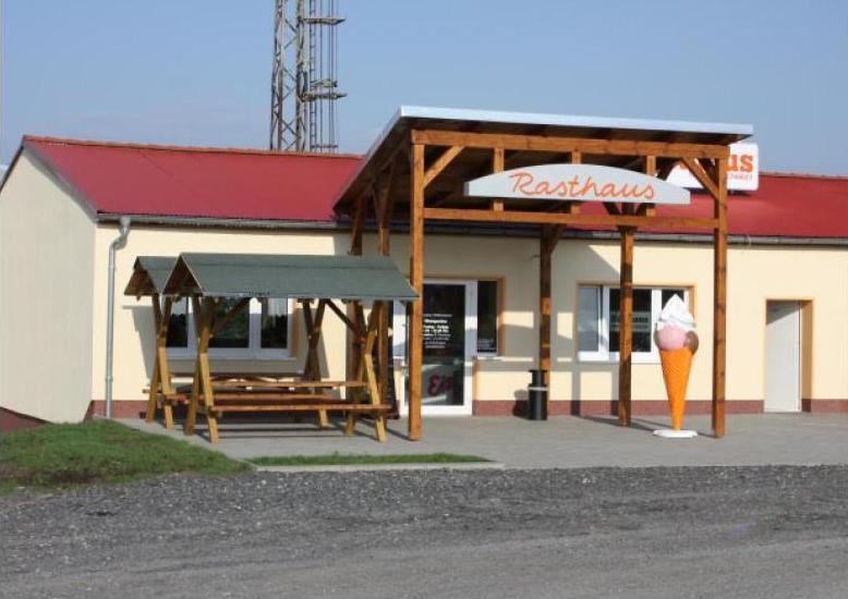 Hotel Hollis Rast Sangerhausen Esterno foto